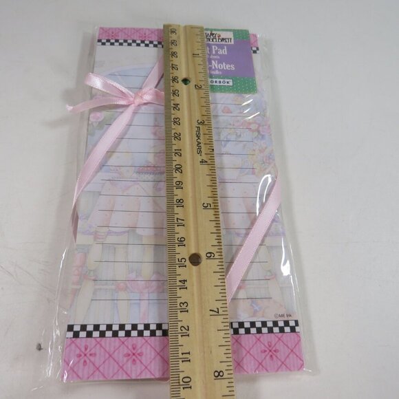 Mary Engelbreit Tea Party Note Pad with Magnet & Ergonomic Ink Pen Studio 18 - Picture 5 of 7